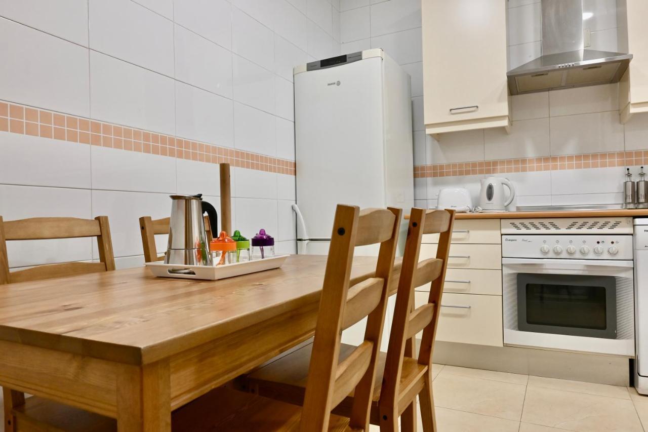 For You Rentals Acogedor Apartamento Temporal De 1 Dormitorio Y Salon, A Pasos De Gran Via Inf3D มาดริด ภายนอก รูปภาพ