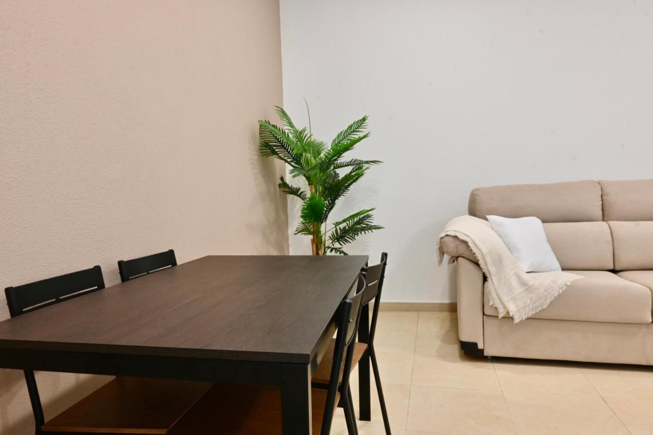 For You Rentals Acogedor Apartamento Temporal De 1 Dormitorio Y Salon, A Pasos De Gran Via Inf3D มาดริด ภายนอก รูปภาพ